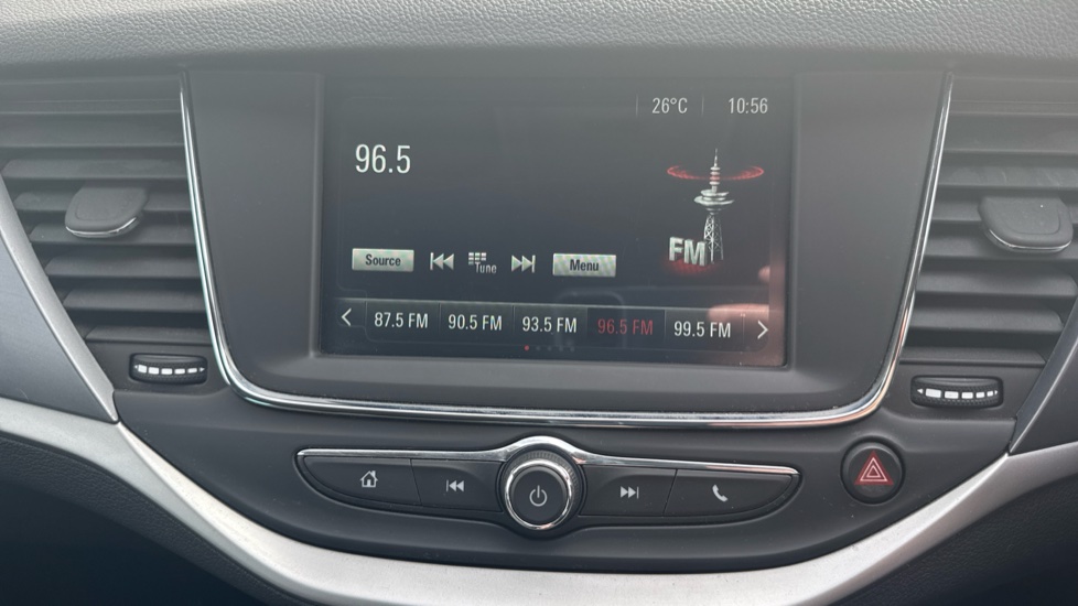 Vauxhall Astra 1.5 Turbo D 105 Business Edition Nav 5dr Diesel Hatchback - Image 23
