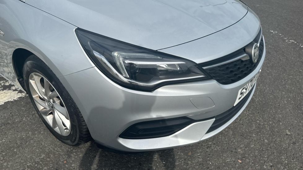 Vauxhall Astra 1.5 Turbo D 105 Business Edition Nav 5dr Diesel Hatchback - Image 33