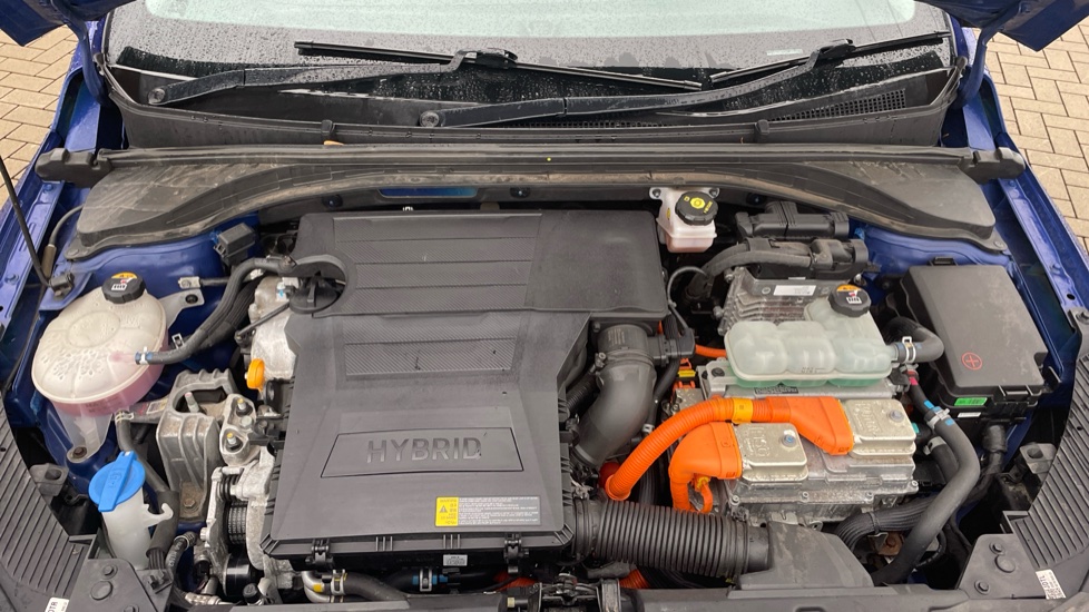 Hyundai IONIQ 1.6 GDi Hybrid Premium SE 5dr DCT Hybrid Hatchback - Image 8