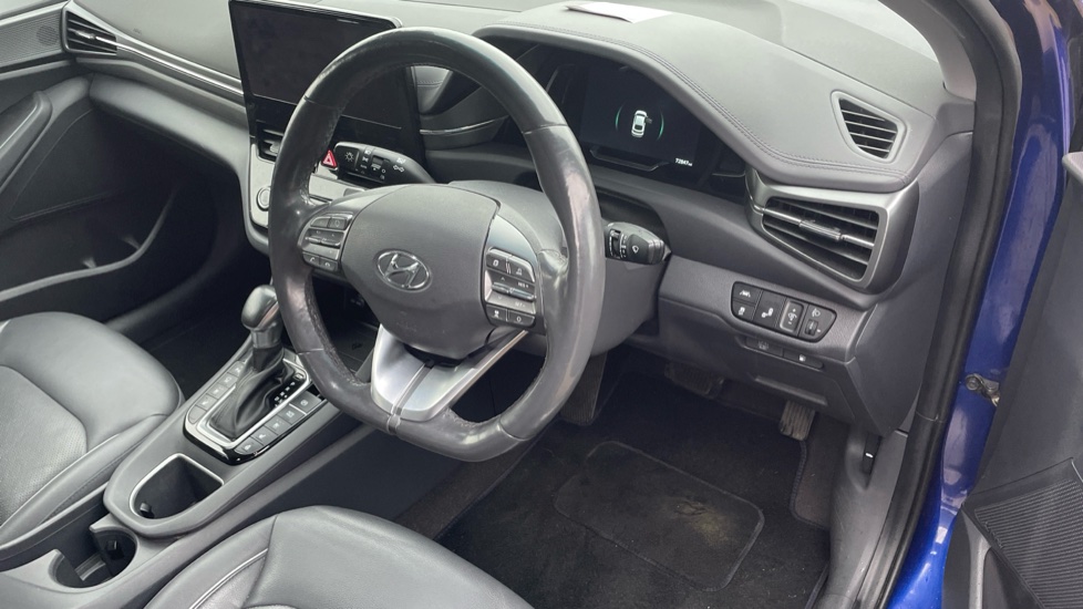 Hyundai IONIQ 1.6 GDi Hybrid Premium SE 5dr DCT Hybrid Hatchback - Image 11