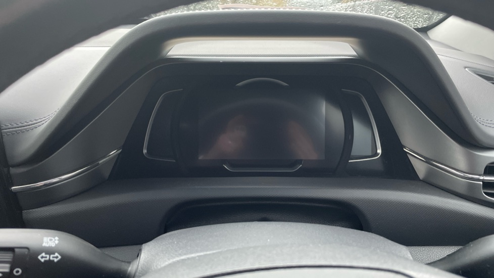 Hyundai IONIQ 1.6 GDi Hybrid Premium SE 5dr DCT Hybrid Hatchback - Image 18
