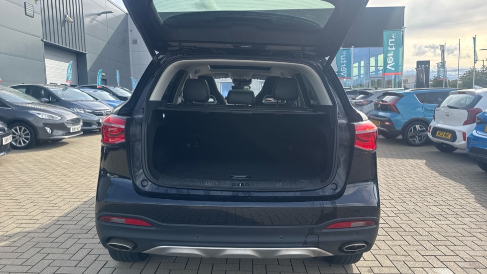 MG HS 1.5 T-GDI Exclusive 5dr DCT Petrol Hatchback - Image 4