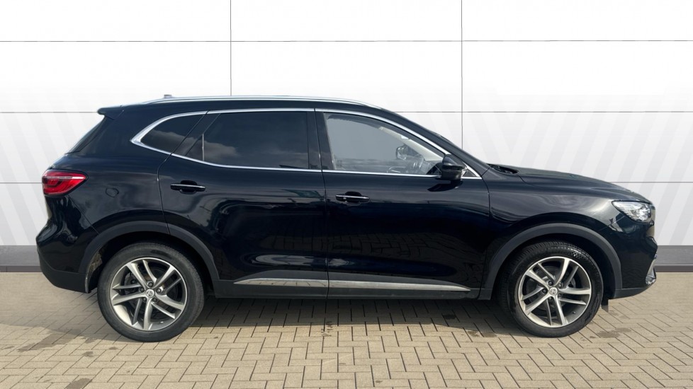 MG HS 1.5 T-GDI Exclusive 5dr DCT Petrol Hatchback - Image 5
