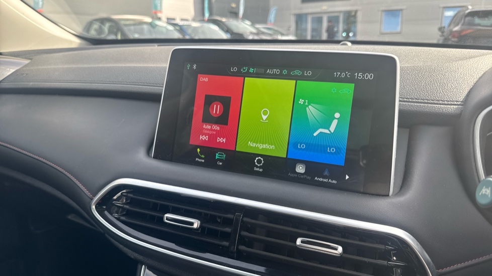 MG HS 1.5 T-GDI Exclusive 5dr DCT Petrol Hatchback - Image 12