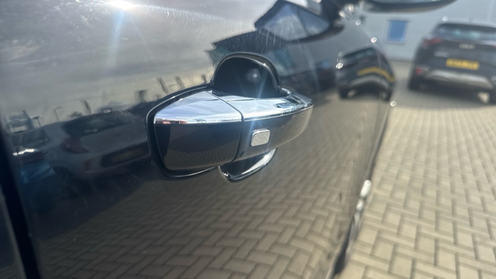 MG HS 1.5 T-GDI Exclusive 5dr DCT Petrol Hatchback - Image 25