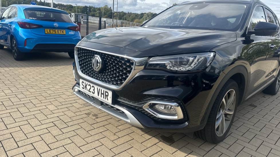 MG HS 1.5 T-GDI Exclusive 5dr DCT Petrol Hatchback - Image 29