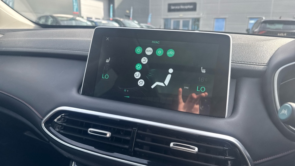 MG HS 1.5 T-GDI Exclusive 5dr DCT Petrol Hatchback - Image 35
