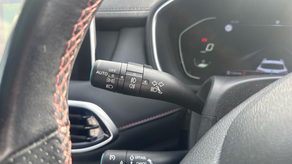 MG HS 1.5 T-GDI Exclusive 5dr DCT Petrol Hatchback - Image 40