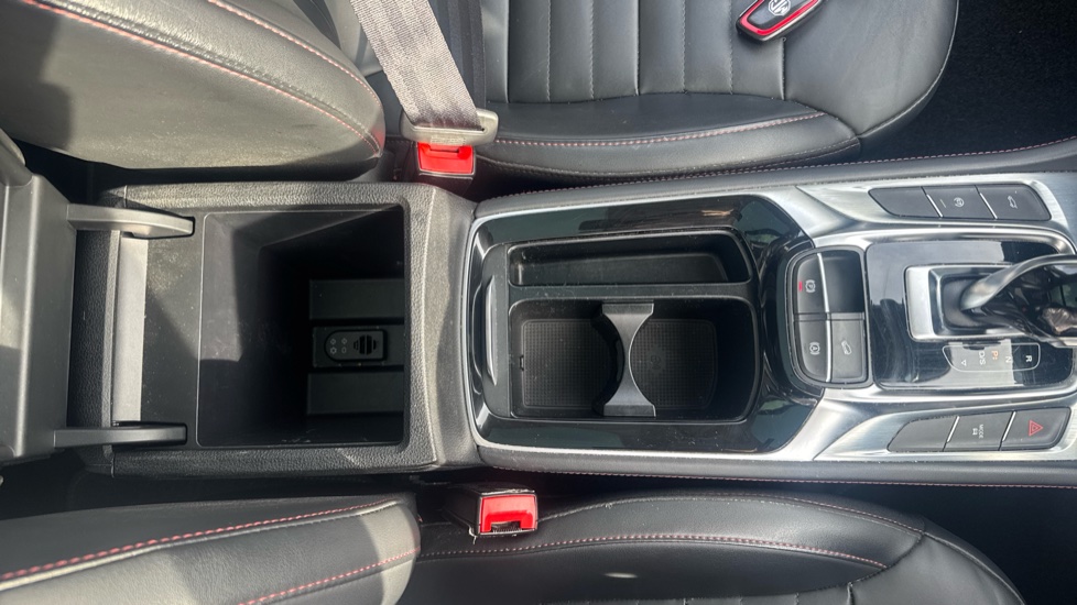 MG HS 1.5 T-GDI Exclusive 5dr DCT Petrol Hatchback - Image 48