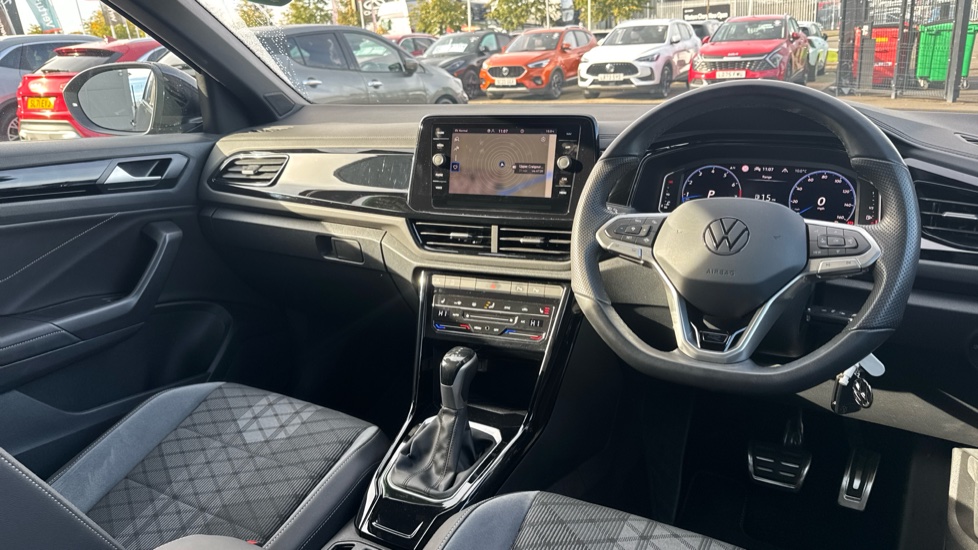 Volkswagen T-Roc 1.5 TSI Black Edition 5dr DSG Petrol Hatchback - Image 11