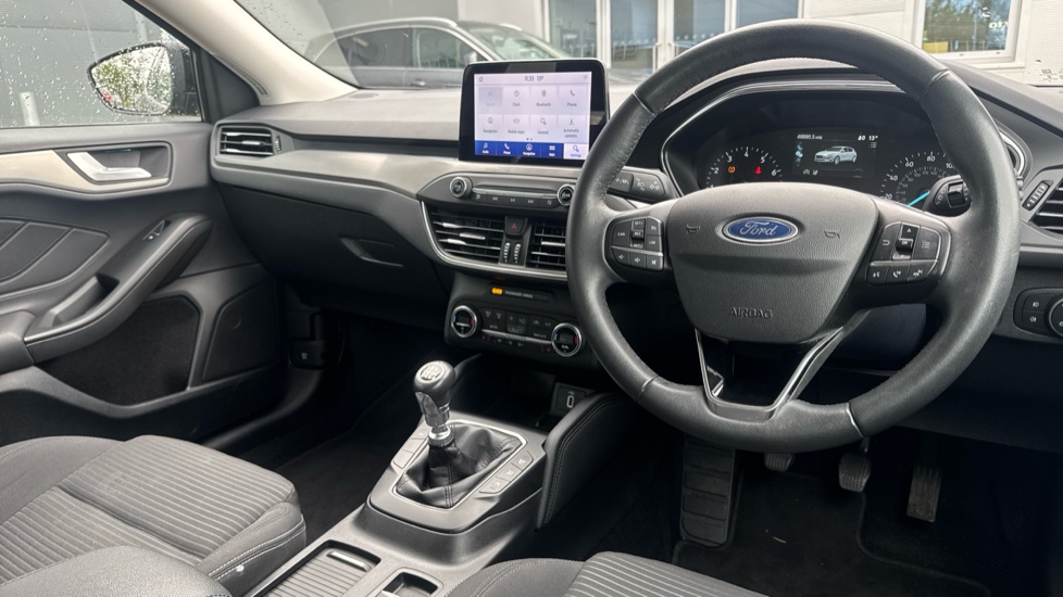 Ford Focus 1.0 EcoBoost Hybrid mHEV 125 Titanium Edition 5dr Petrol Hatchback - Image 11