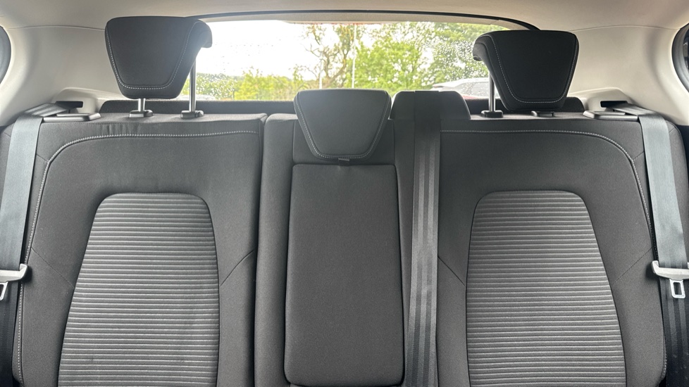 Ford Focus 1.0 EcoBoost Hybrid mHEV 125 Titanium Edition 5dr Petrol Hatchback - Image 15