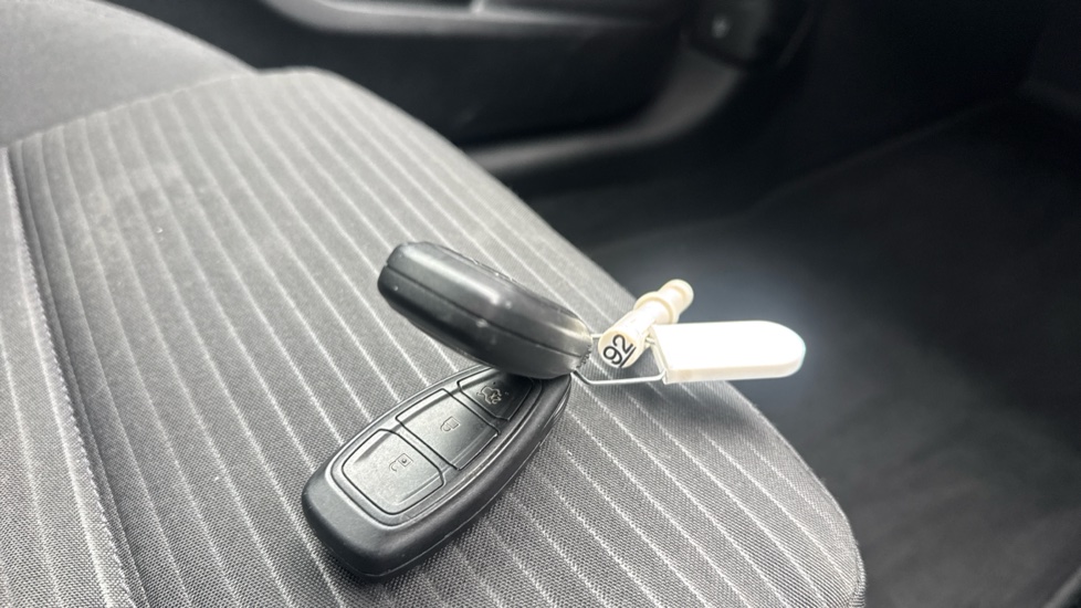 Ford Focus 1.0 EcoBoost Hybrid mHEV 125 Titanium Edition 5dr Petrol Hatchback - Image 20