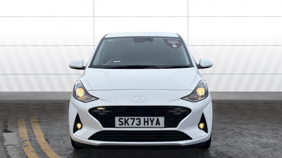 Hyundai i10 1.0 MPi Premium 5dr Petrol Hatchback - Image 3