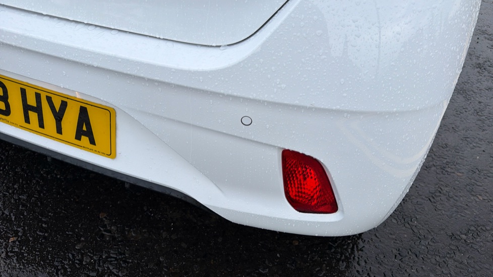 Hyundai i10 1.0 MPi Premium 5dr Petrol Hatchback - Image 56