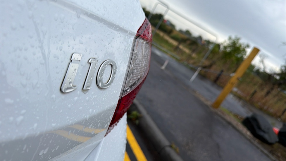 Hyundai i10 1.0 MPi Premium 5dr Petrol Hatchback - Image 59