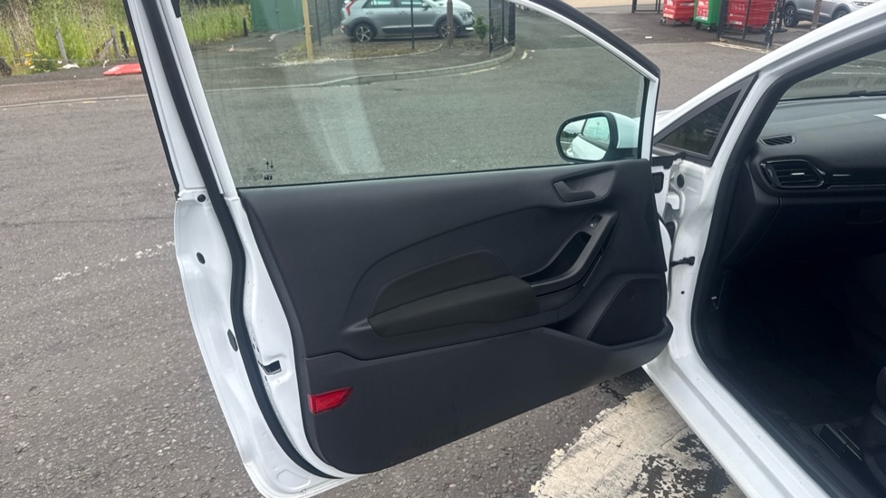 Ford Fiesta 1.1 75 Trend 3dr Petrol Hatchback - Image 27