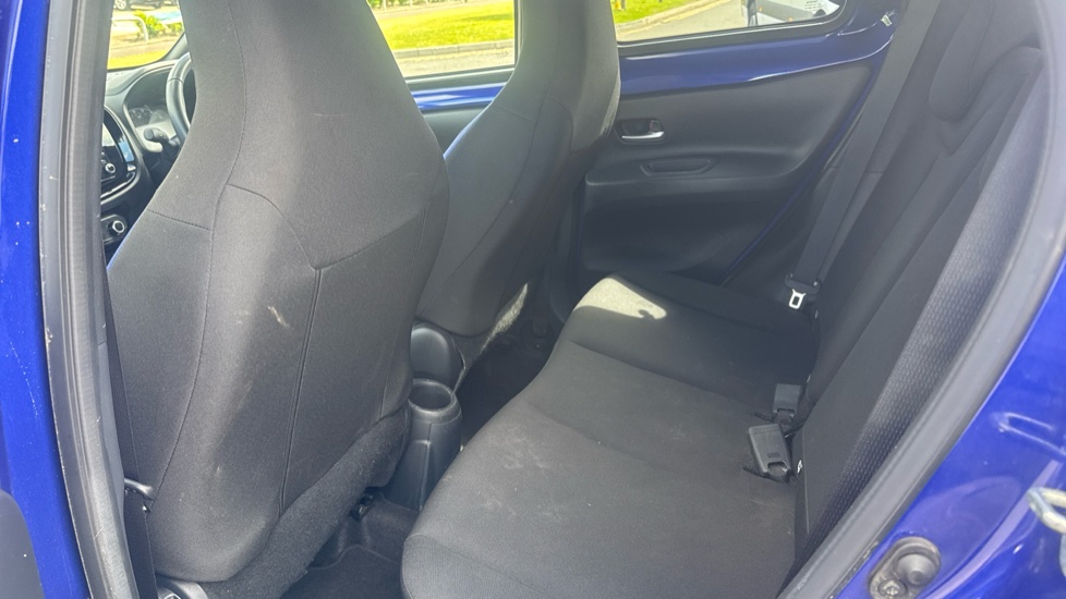 Toyota Aygo X 1.0 VVT-i Edge 5dr Petrol Hatchback - Image 16