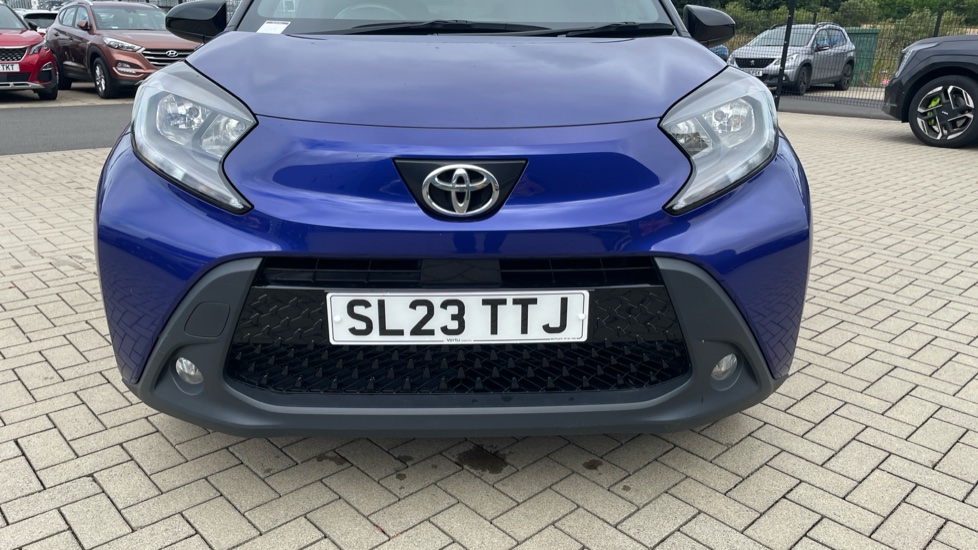 Toyota Aygo X 1.0 VVT-i Edge 5dr Petrol Hatchback - Image 45