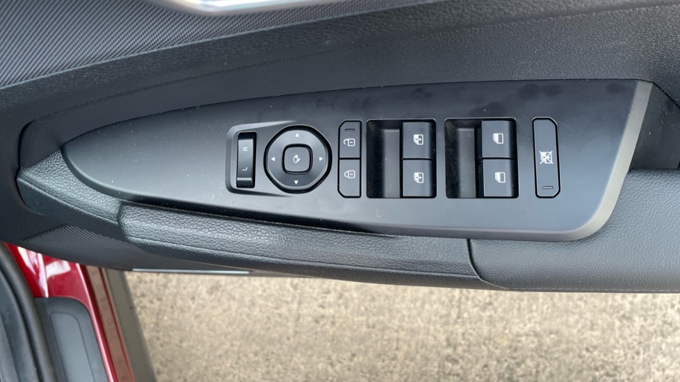 Kia Sportage 1.6T GDi Pure 5dr Petrol Estate - Image 21