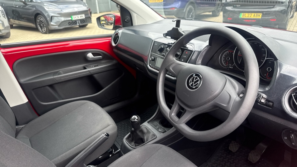 Volkswagen Up 1.0 65PS Up 5dr Petrol Hatchback - Image 11
