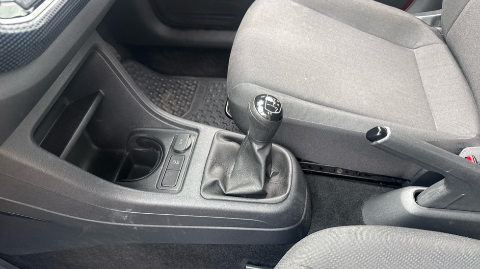 Volkswagen Up 1.0 65PS Up 5dr Petrol Hatchback - Image 13