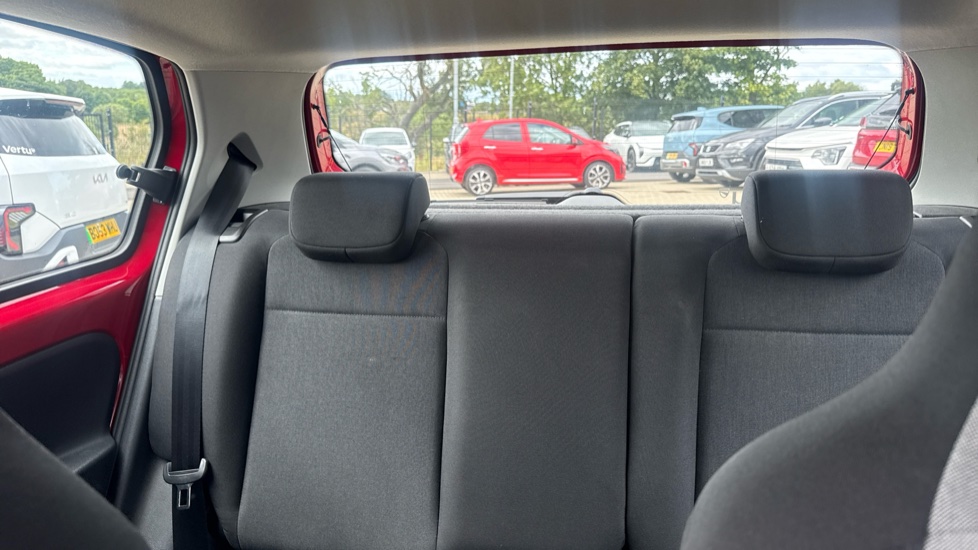 Volkswagen Up 1.0 65PS Up 5dr Petrol Hatchback - Image 15