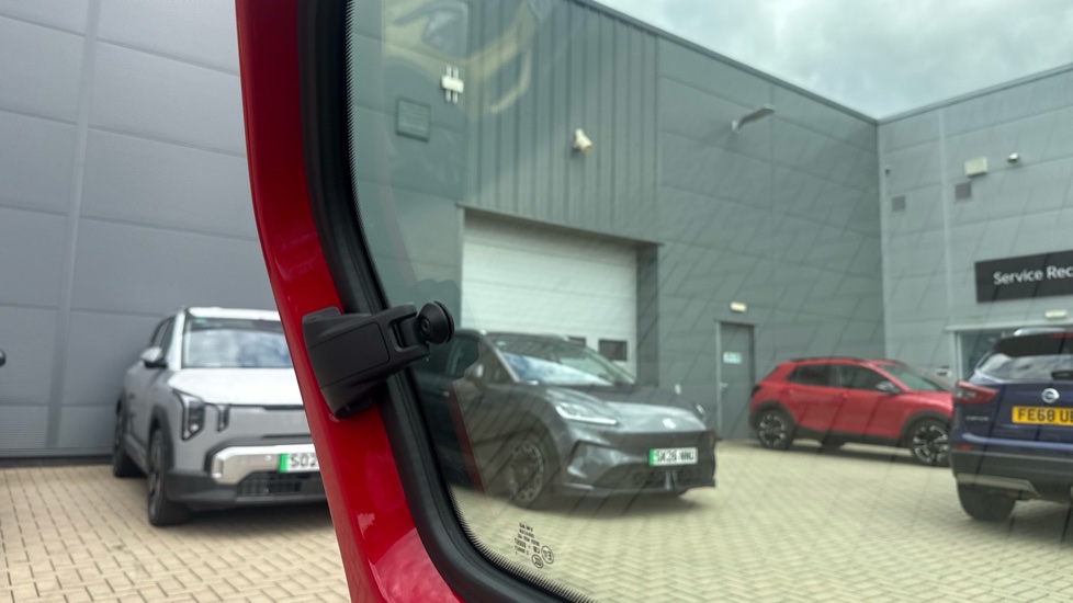 Volkswagen Up 1.0 65PS Up 5dr Petrol Hatchback - Image 21