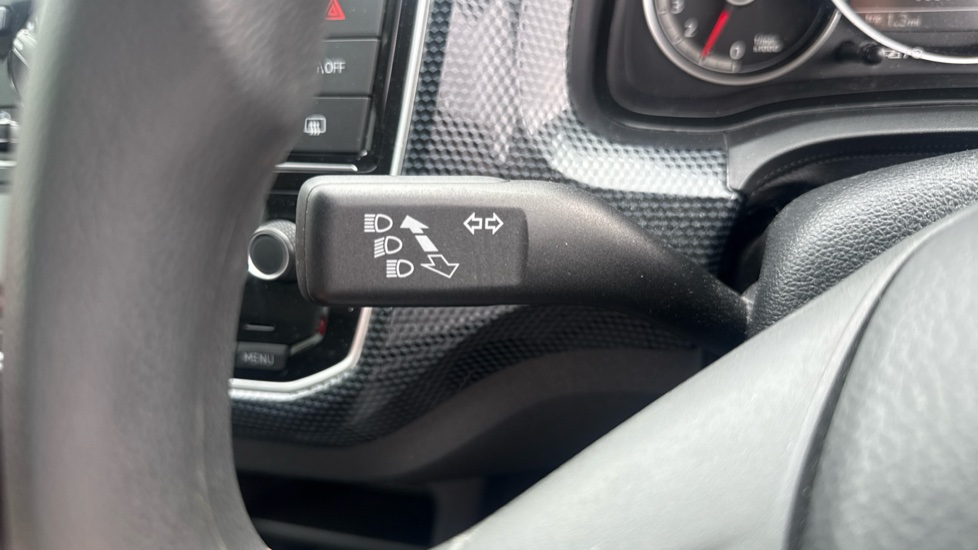Volkswagen Up 1.0 65PS Up 5dr Petrol Hatchback - Image 32