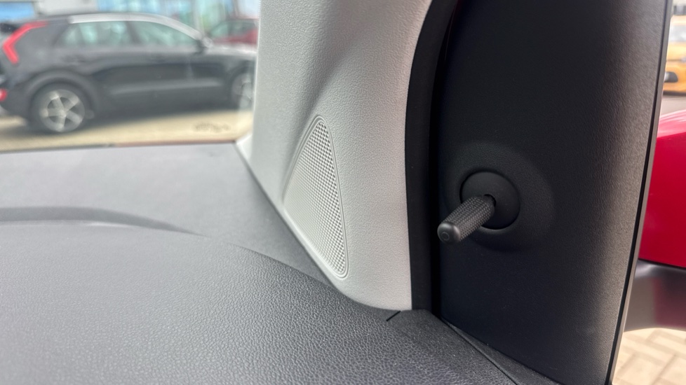Volkswagen Up 1.0 65PS Up 5dr Petrol Hatchback - Image 45