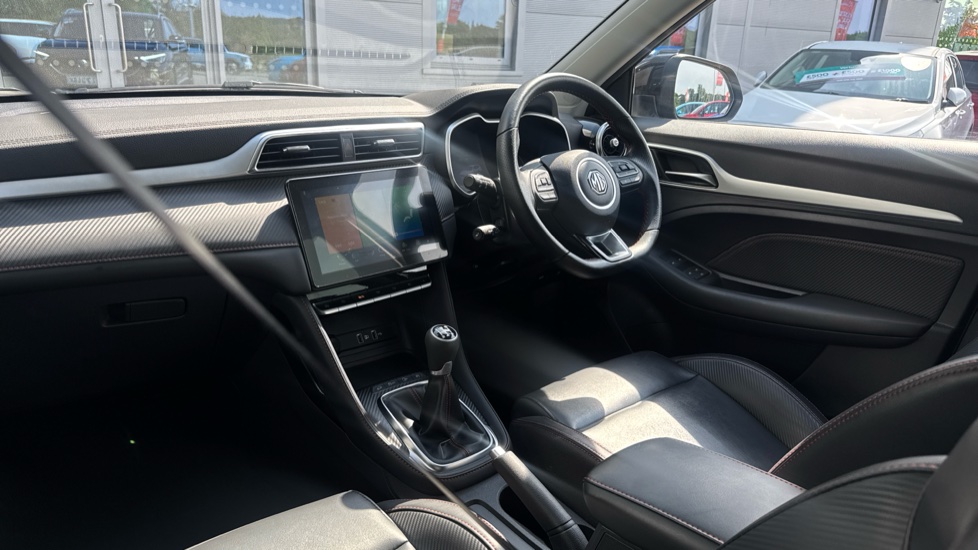 MG ZS 1.5 VTi-TECH Exclusive 5dr Petrol Hatchback - Image 9