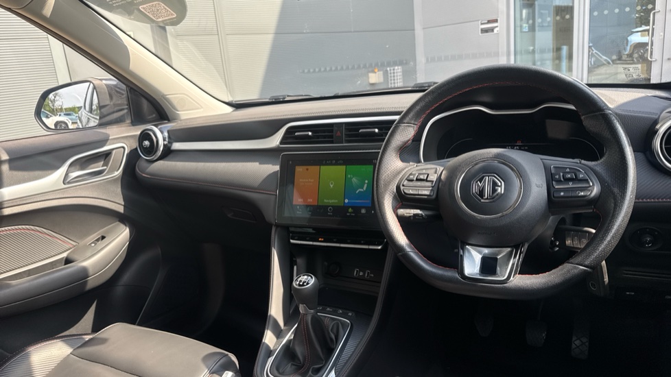 MG ZS 1.5 VTi-TECH Exclusive 5dr Petrol Hatchback - Image 11