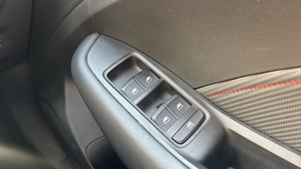 MG ZS 1.5 VTi-TECH Exclusive 5dr Petrol Hatchback - Image 38