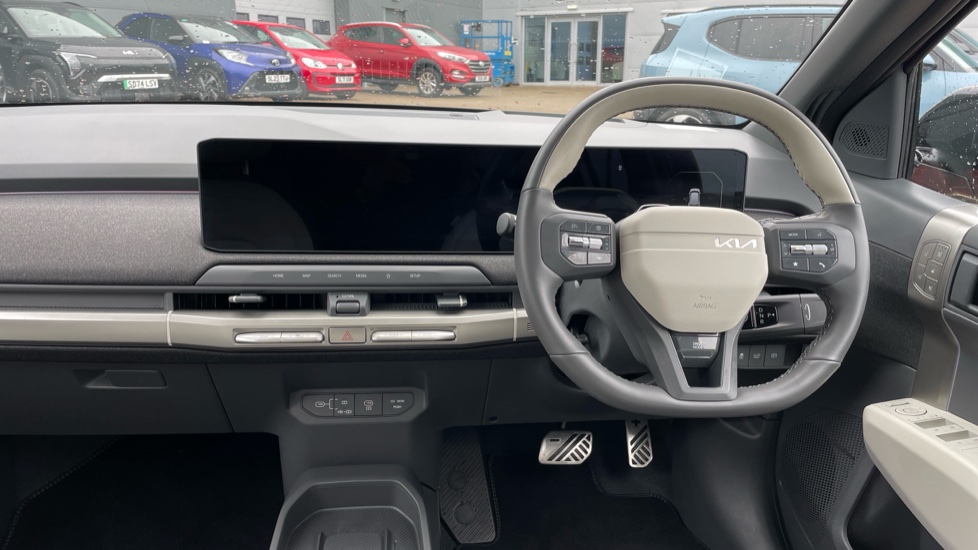 Kia EV3 150kW GT-Line S 81.4kWh 5dr Auto Electric Estate - Image 10