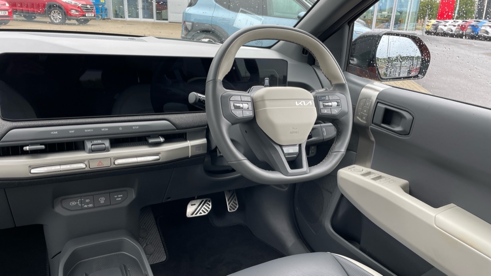Kia EV3 150kW GT-Line S 81.4kWh 5dr Auto Electric Estate - Image 11