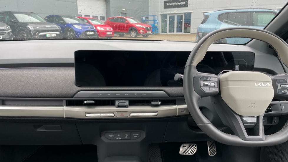 Kia EV3 150kW GT-Line S 81.4kWh 5dr Auto Electric Estate - Image 12