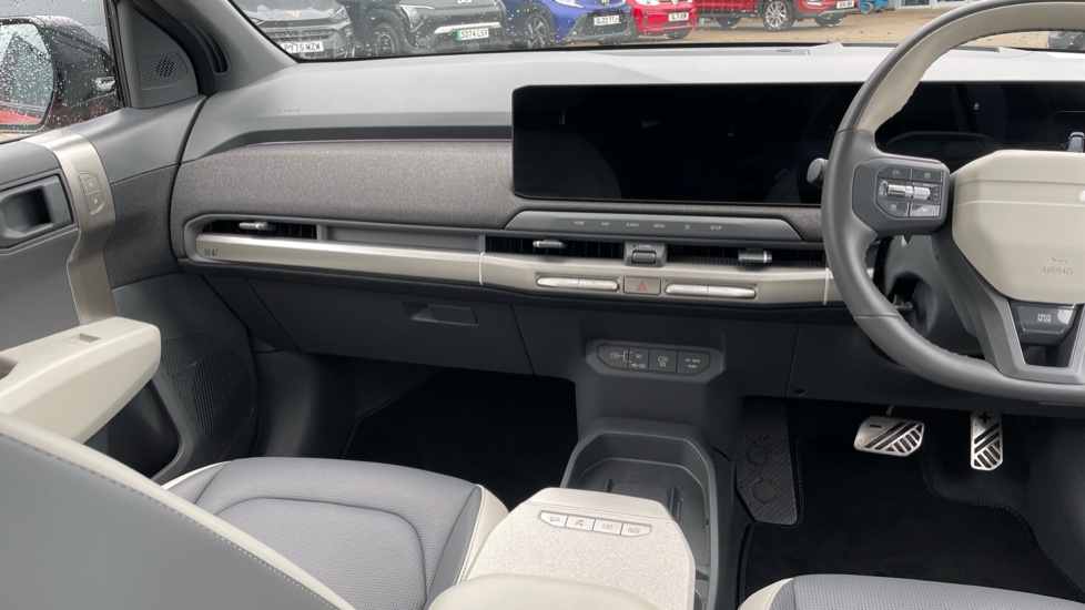 Kia EV3 150kW GT-Line S 81.4kWh 5dr Auto Electric Estate - Image 14