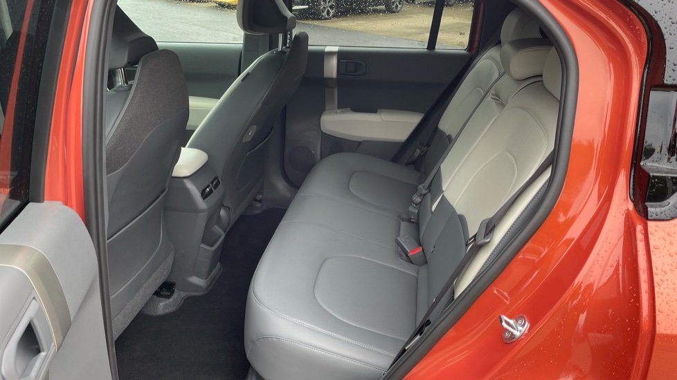 Kia EV3 150kW GT-Line S 81.4kWh 5dr Auto Electric Estate - Image 16