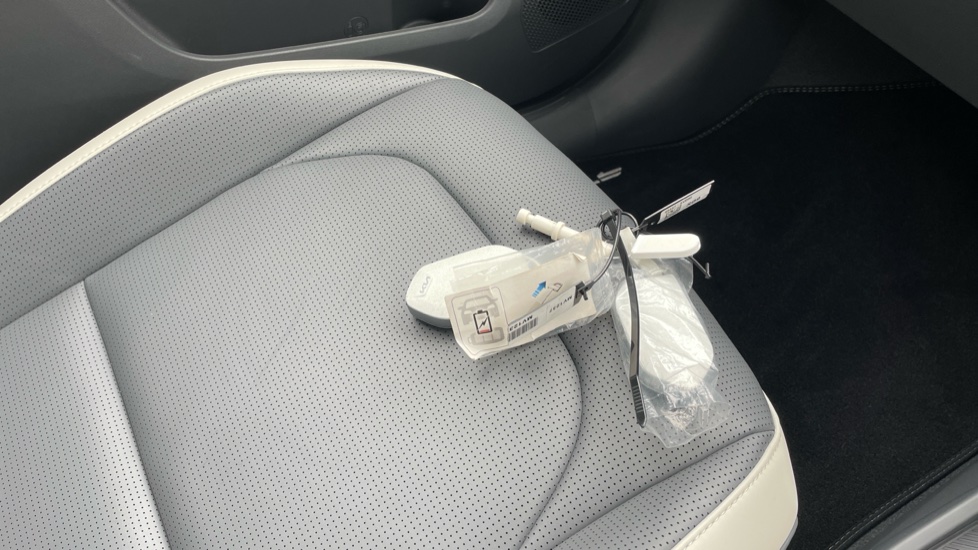 Kia EV3 150kW GT-Line S 81.4kWh 5dr Auto Electric Estate - Image 20