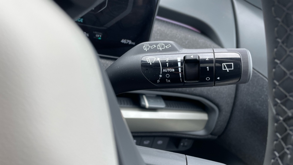 Kia EV3 150kW GT-Line S 81.4kWh 5dr Auto Electric Estate - Image 31