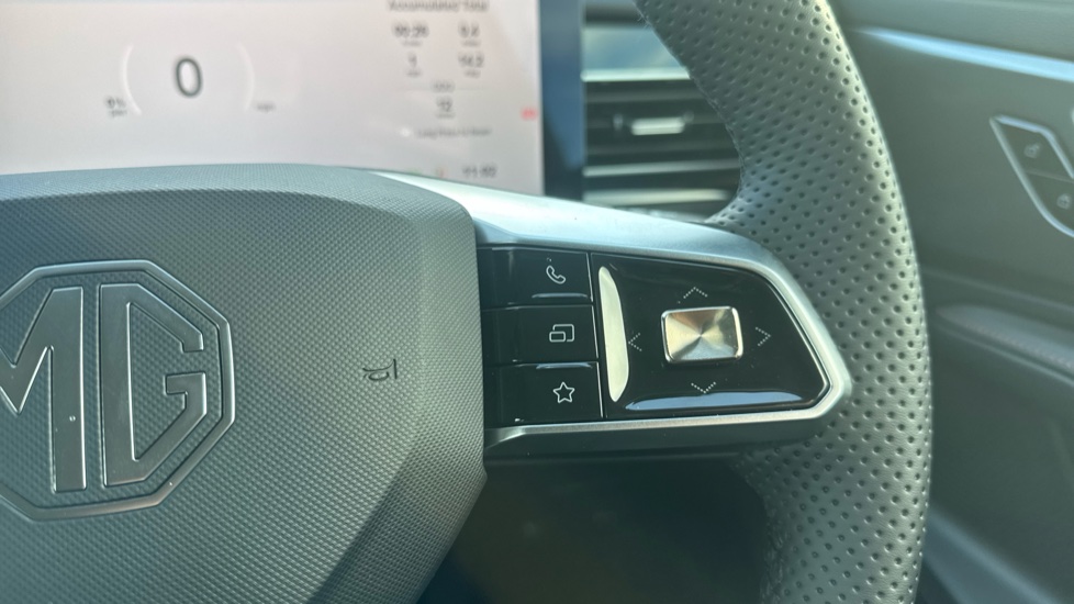MG HS 1.5 T-GDI Hybrid+ Trophy 5dr Auto Hybrid Hatchback - Image 37