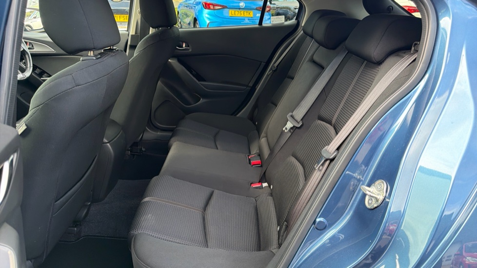 Mazda 3 2.0 SE-L Nav 5dr Petrol Hatchback - Image 16