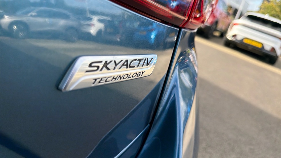 Mazda 3 2.0 SE-L Nav 5dr Petrol Hatchback - Image 46