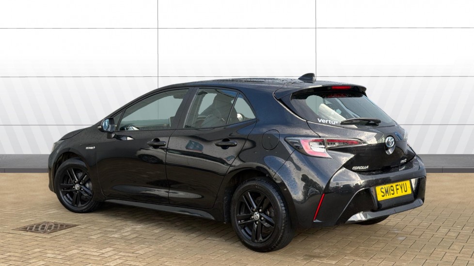 Toyota Corolla 1.8 VVT-i Hybrid Icon Tech 5dr CVT Hybrid Hatchback - Image 2