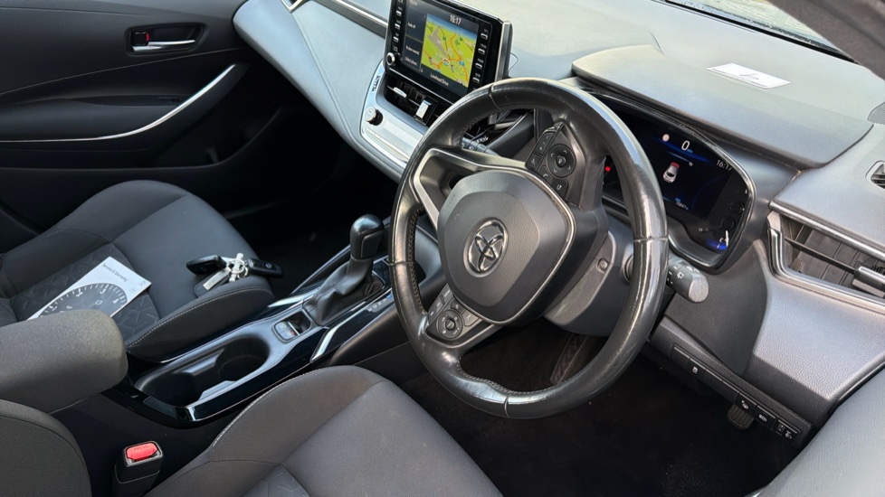 Toyota Corolla 1.8 VVT-i Hybrid Icon Tech 5dr CVT Hybrid Hatchback - Image 11