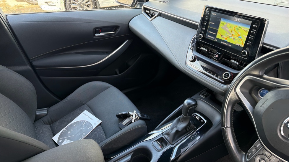 Toyota Corolla 1.8 VVT-i Hybrid Icon Tech 5dr CVT Hybrid Hatchback - Image 14