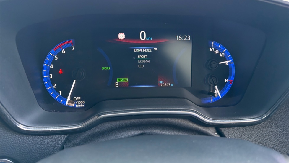 Toyota Corolla 1.8 VVT-i Hybrid Icon Tech 5dr CVT Hybrid Hatchback - Image 34