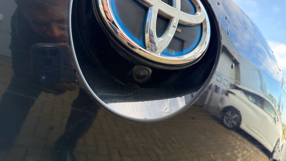 Toyota Corolla 1.8 VVT-i Hybrid Icon Tech 5dr CVT Hybrid Hatchback - Image 49