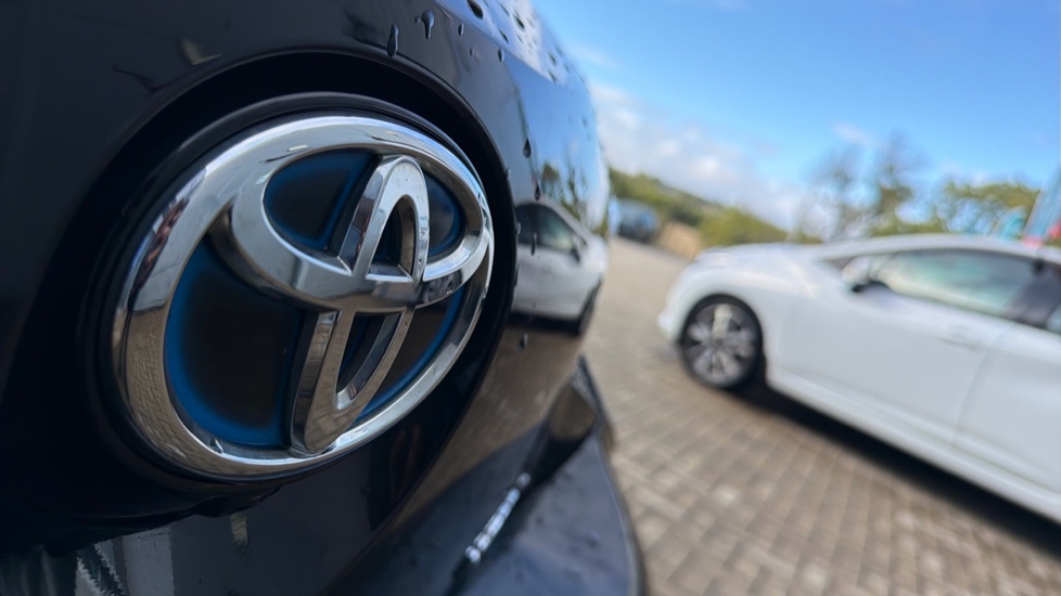 Toyota Corolla 1.8 VVT-i Hybrid Icon Tech 5dr CVT Hybrid Hatchback - Image 50