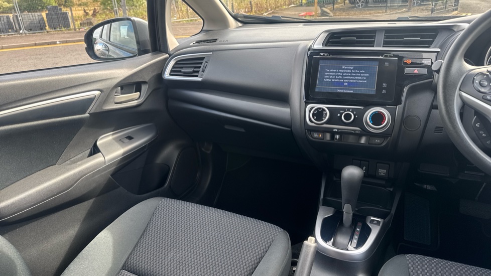 Honda Jazz 1.3 i-VTEC SE 5dr CVT Petrol Hatchback - Image 14